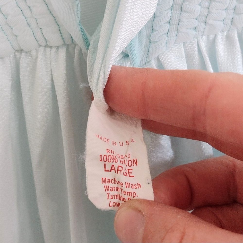 Vintage Milco New York USA Sleeveless Nightgown Lingerie Womens L Blue Smocked - Picture 8 of 8